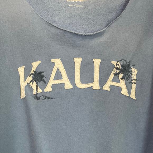 Hollister Blue Kauai Off Shoulder Graphic Pullover Sweater Size S - Picture 3 of 7